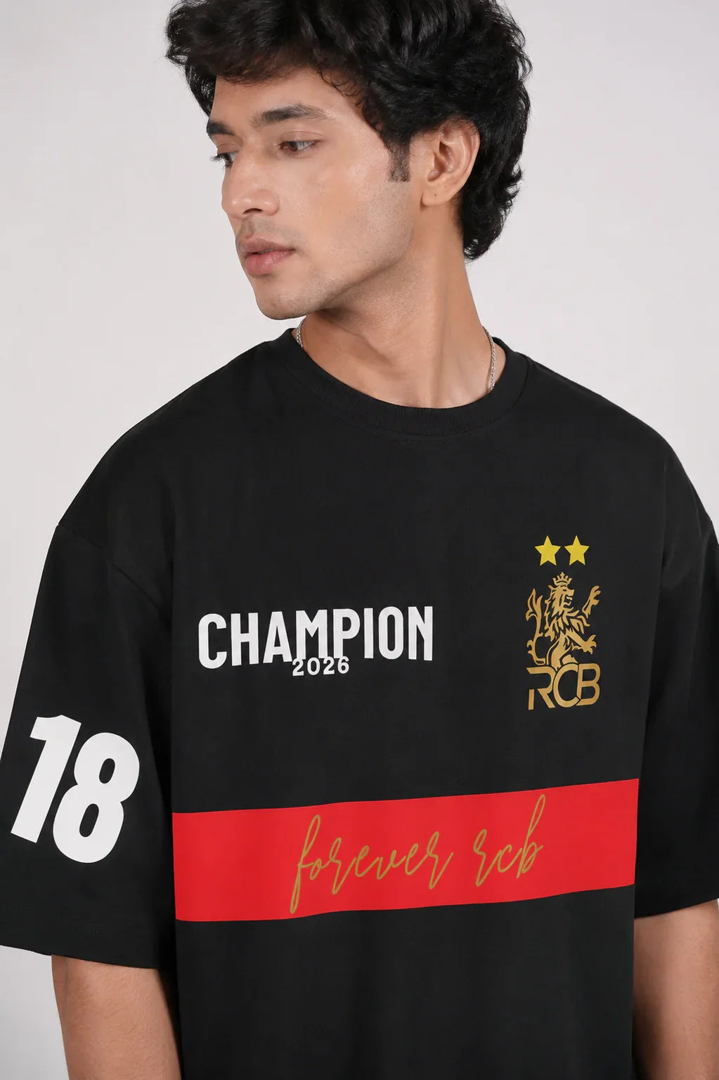 Champion Heritage Oversized T-Shirt – Black Edition